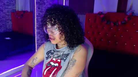 MIA VELEZ online show from 02.28.26