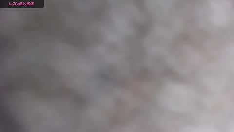 Snapshot of miahlove3x chatting on 11.05.25 MiahLove31 online show from 11.05.25