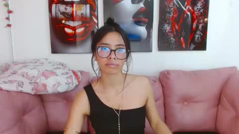 miahotcs online show from 04.24.26