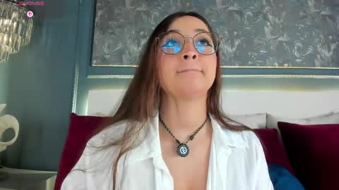 Snapshot of miakay1 chatting on 05.31.26 Mia online show from 05.31.26