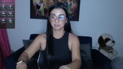 Alejandra khalifa online show from 01.01.25