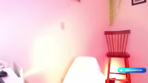 Snapshot of miaknox chatting on 03.04.25 Mia online show from 03.04.25