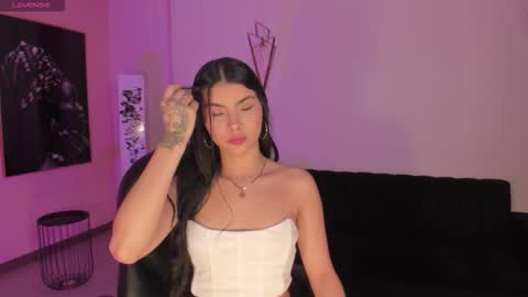 Call me Mia  online show from 12.18.25