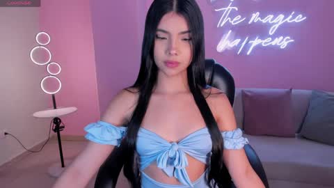 Call me Mia  online show from 04.18.26