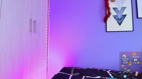 Mia online show from 12.30.24