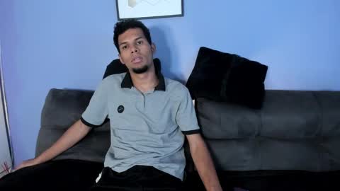 Mia online show from 10.16.25