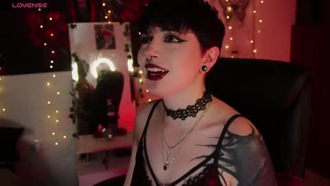 Lili online show from 04.24.26