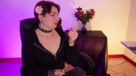 Lili online show from 06.20.26
