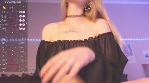 Mia online show from 12.08.24