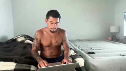 miamiclos1 online show from 05.30.26