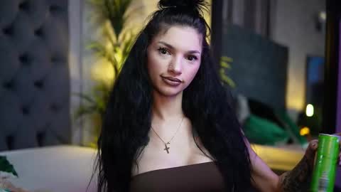  Miami  online show from 10.05.25