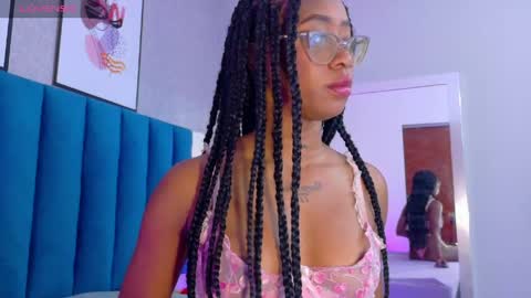 Mia  online show from 04.27.26