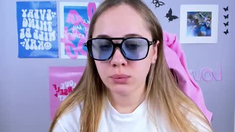 Snapshot of miamilas chatting on 01.24.25 miamilas online show from 01.24.25