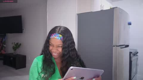 Snapshot of miamiworld chatting on 04.21.26 MiamiWorld online show from 04.21.26