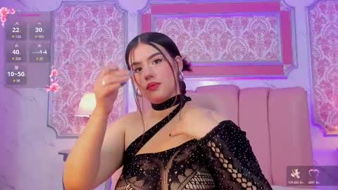 Snapshot of miamontoya chatting on 03.07.25 Mia   -5 7001400 Follow  online show from 03.07.25