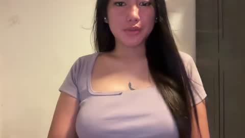 Snapshot of miamore_avida chatting on 07.19.26 miamore_avida online show from 07.19.26