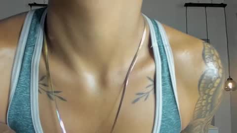 Mia Morgann online show from 02.08.25