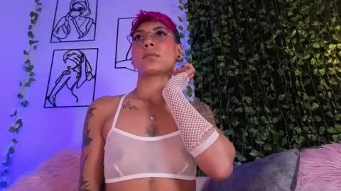 Mia Morgann online show from 10.18.25