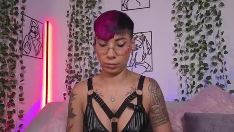 Mia Morgann online show from 05.07.26