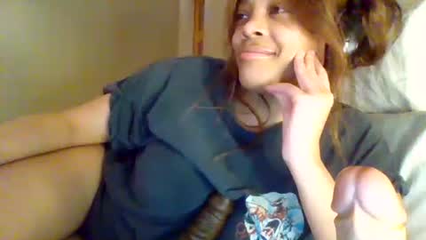 Snapshot of miamuffin8 chatting on 12.04.24 MiaMuffn online show from 12.04.24