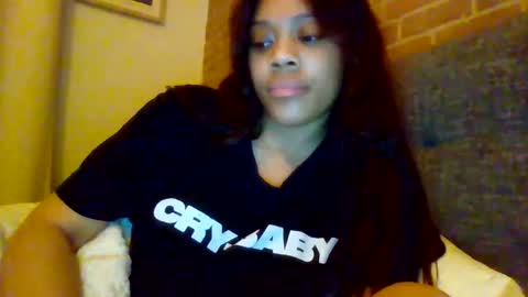 Snapshot of miamuffin8 chatting on 10.07.25 MiaMuffn online show from 10.07.25