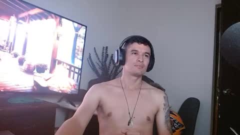 Snapshot of miaou_miaou chatting on 12.22.24 miaou_miaou online show from 12.22.24