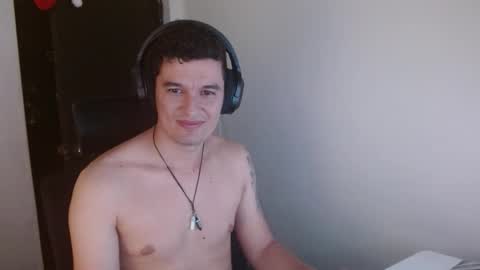 Snapshot of miaou_miaou chatting on 03.08.26 miaou_miaou online show from 03.08.26