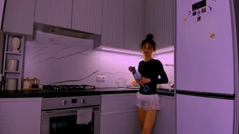 Mia online show from 05.02.26
