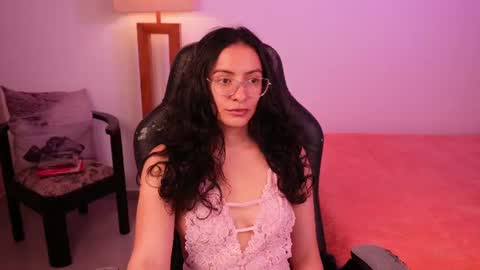 MIAPORTMANN online show from 08.02.26