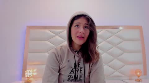 Sweetie Mia online show from 01.21.25