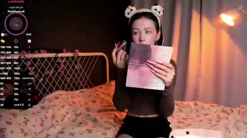 Snapshot of miarielle chatting on 07.27.26 Liz online show from 07.27.26
