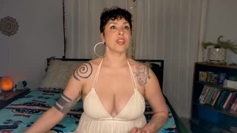 Mia Rivera online show from 04.25.26