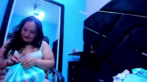 MiaRouse online show from 05.05.26