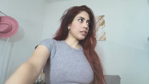 miasilva1 online show from 12.20.25