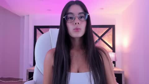 Snapshot of miasilverr chatting on 02.25.25 Mia online show from 02.25.25