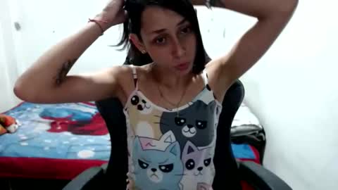 Snapshot of miasweet333 chatting on 05.15.26 mia online show from 05.15.26