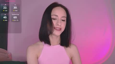 Snapshot of miasweetashoney chatting on 10.08.25 Mia online show from 10.08.25