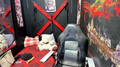 Mariana online show from 09.27.25