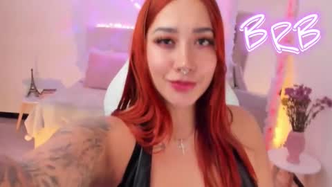 Snapshot of miathaylor chatting on 03.10.25 Mia Thaylor online show from 03.10.25