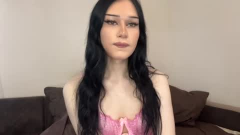 Snapshot of miatransdoll chatting on 06.22.26 Mia online show from 06.22.26