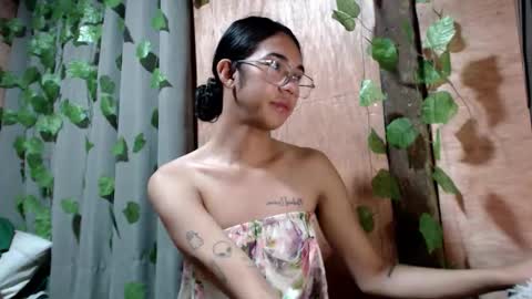 Mia online show from 02.10.26