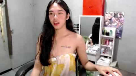 Mia online show from 03.10.26