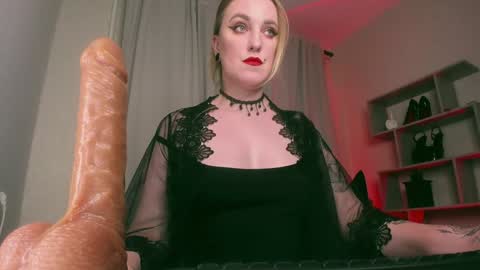 Lana online show from 01.17.25