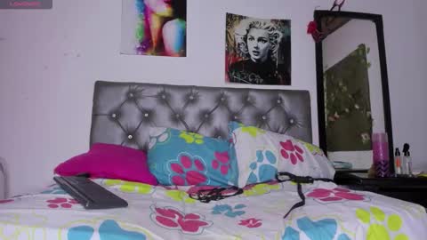 Mariana  online show from 11.03.25