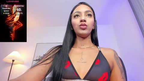 Mia Vegas online show from 05.19.26
