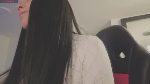 Mia online show from 07.12.26