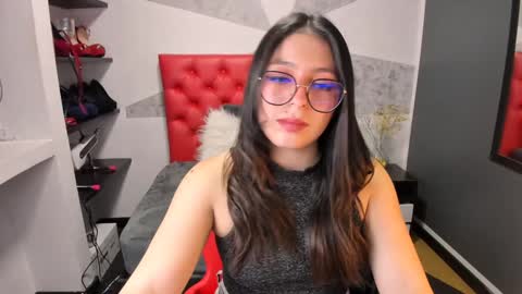 M I A W I L S online show from 12.04.24
