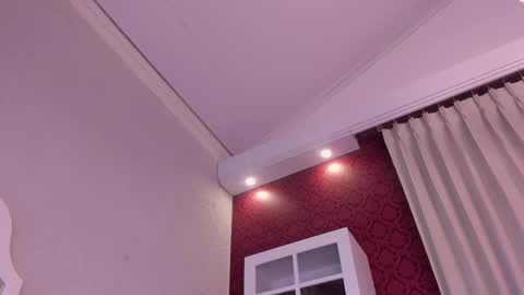 Mia online show from 03.05.25