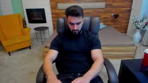 Snapshot of micahlane chatting on 11.14.25 MicahLane online show from 11.14.25