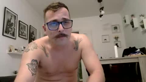 Snapshot of mich6921 chatting on 06.03.26 MILO MIAMI online show from 06.03.26